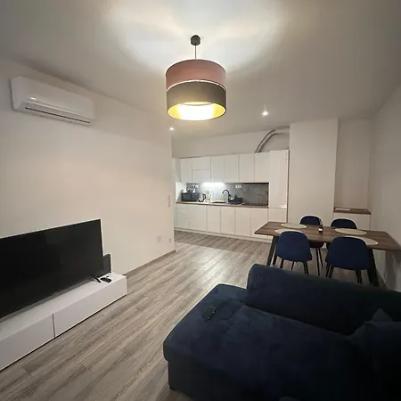 Infinite Lux Wellness