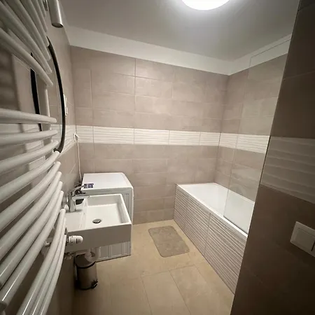 Infinite Lux Wellness * 布达佩斯