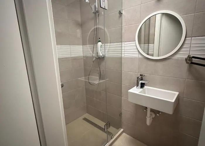 Infinite Lux Wellness Apartamento *