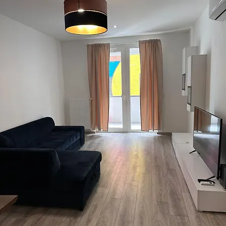 Infinite Lux Wellness *